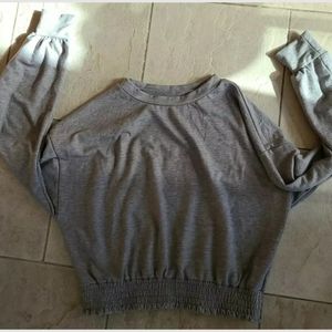 Onzie Devine Crop Top Long Sleeved Heather Grey Shirt Gray M L